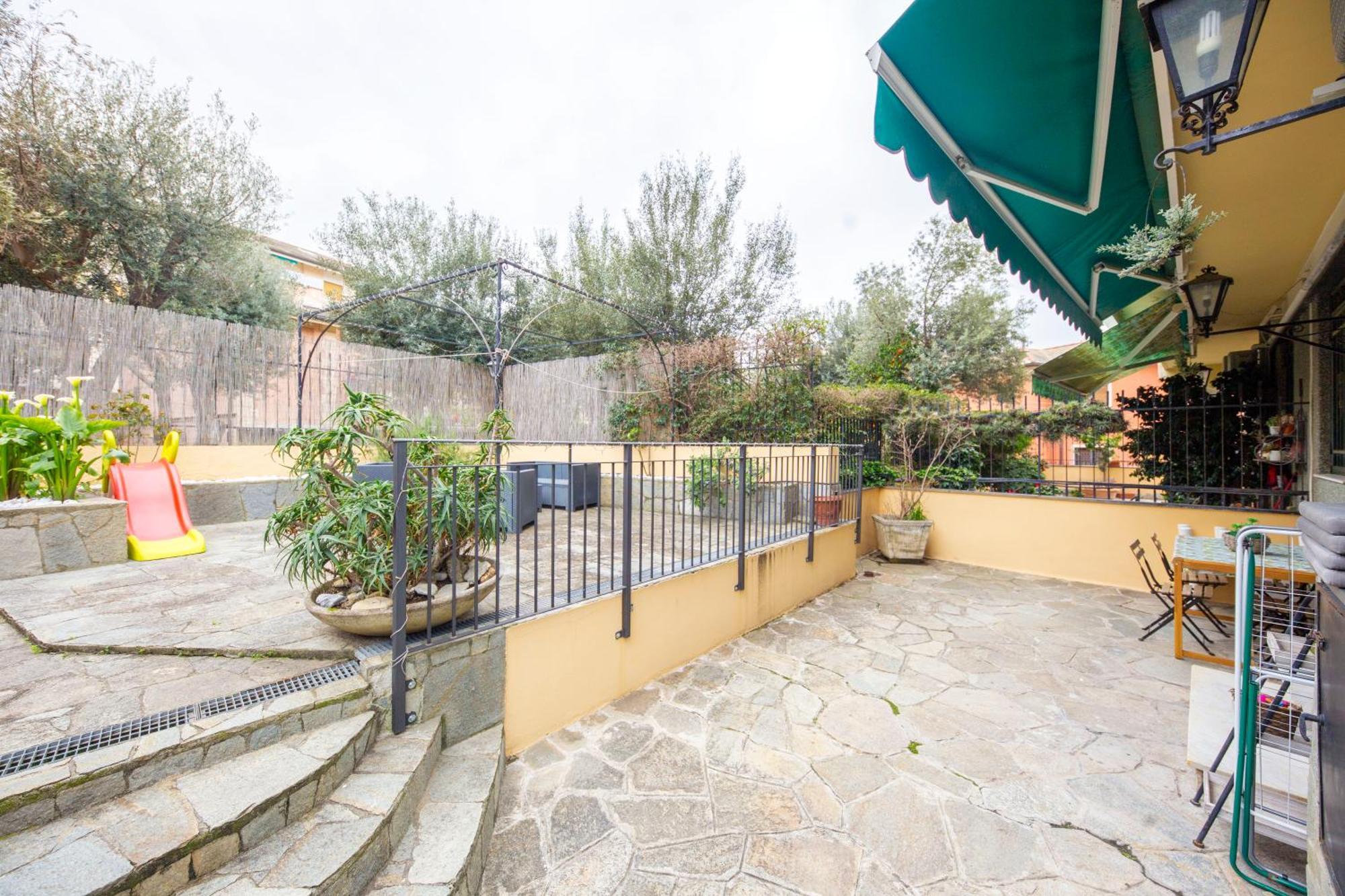 Due Passi Dal Mare Apartamento Génova Exterior foto