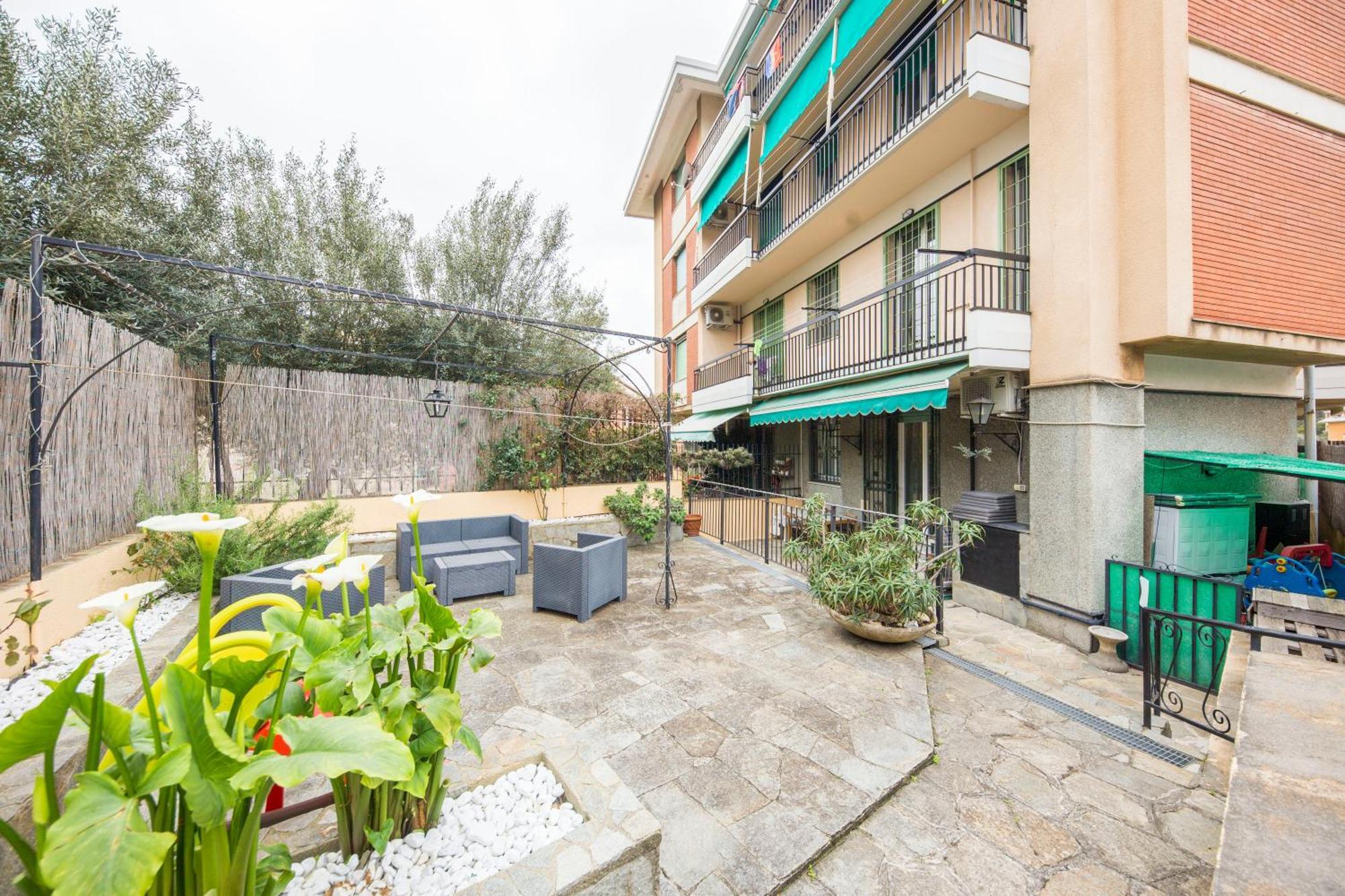 Due Passi Dal Mare Apartamento Génova Exterior foto