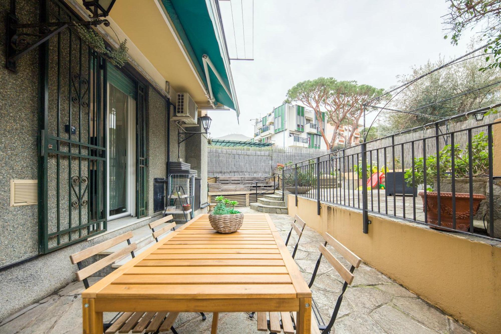Due Passi Dal Mare Apartamento Génova Exterior foto